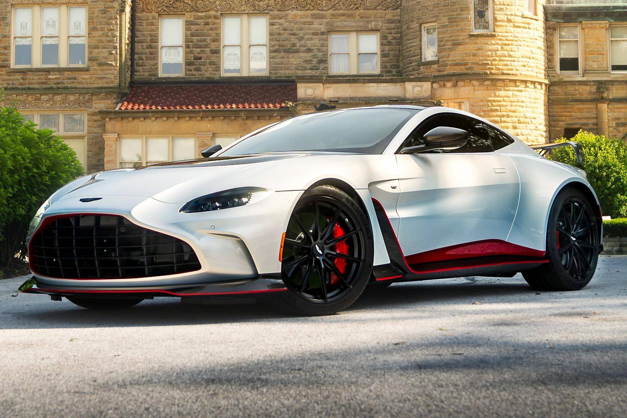 2023 Aston Martin V12 Vantage Coupe