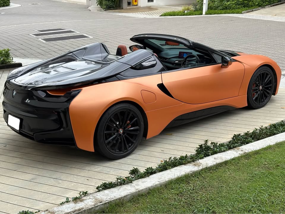 2018 BMW i8 Roadster - Phuket
