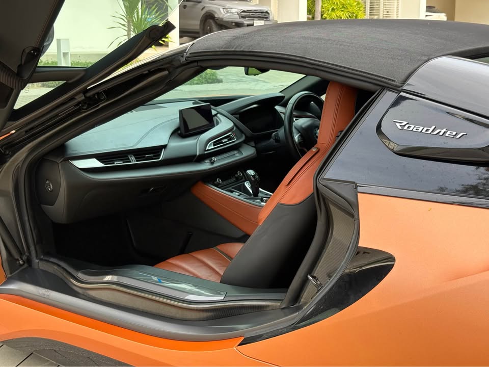 2018 BMW i8 Roadster - Phuket